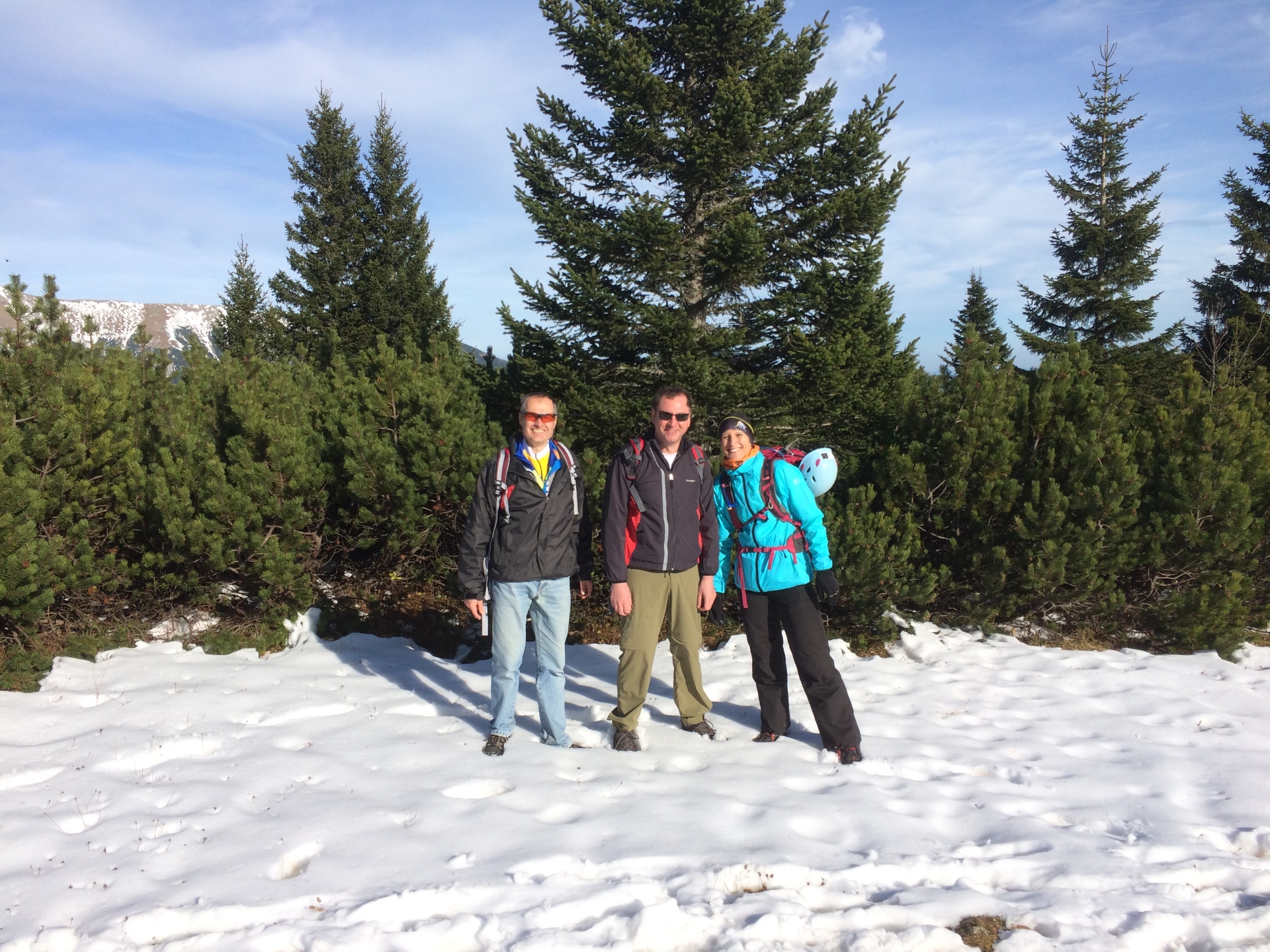 Herbert, Hannes and Nadja enjoying the snow