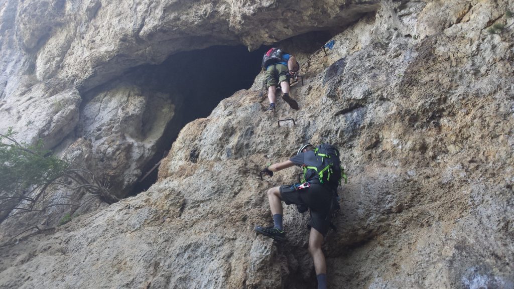 Hannes and Stefan climbing towards the Frauenlucke