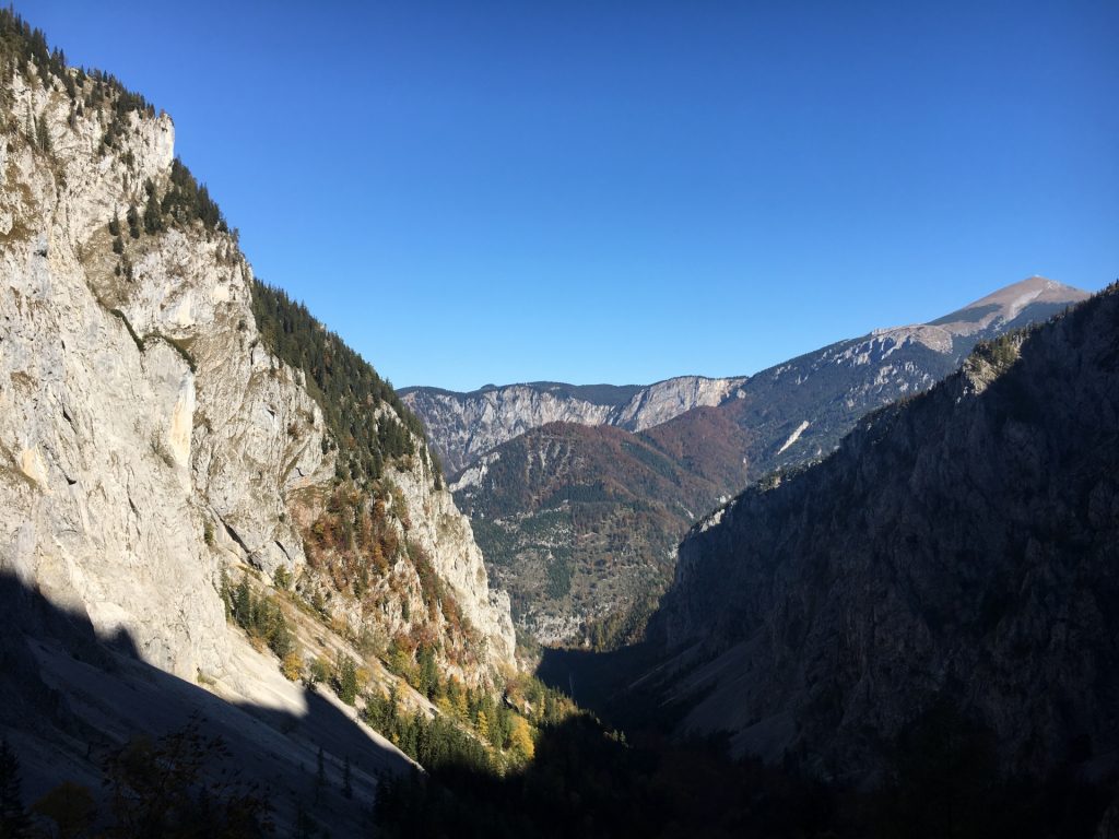 View back to Höllental from the trail