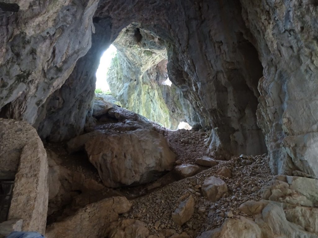 Cave entrance (Tour #2)
