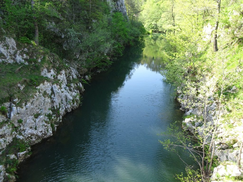 Reka river (from Famjle)