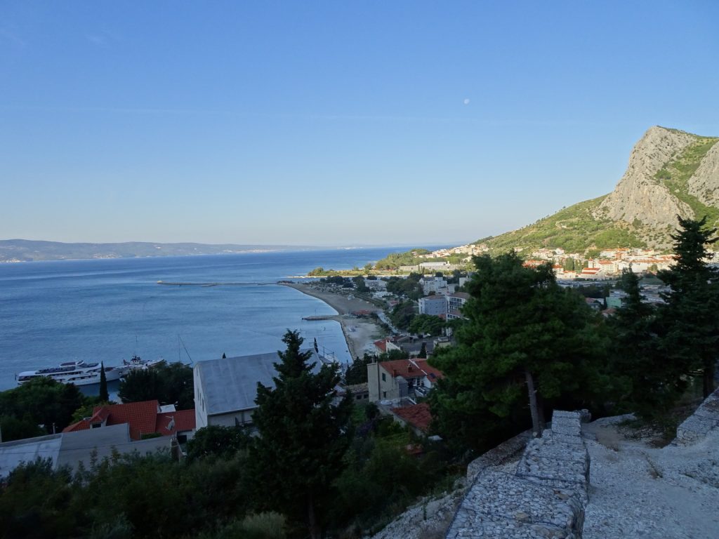 View back to Omis