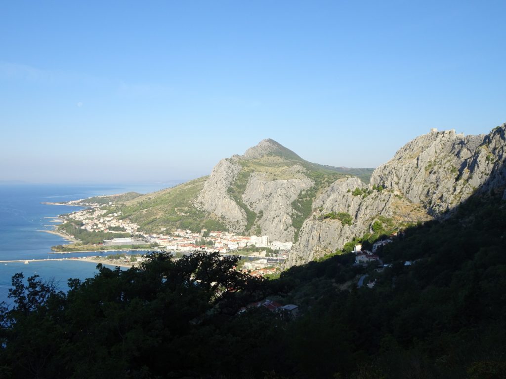 View back to Omis