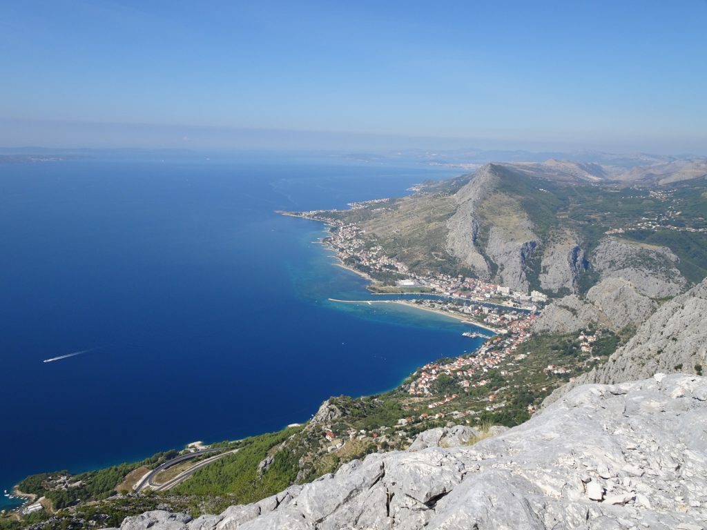 View from Srtrazina to Omis