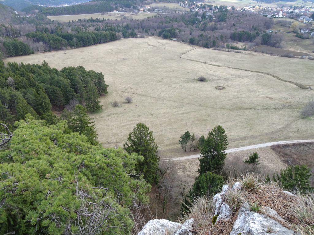 Exit of Währingersteig allows awesome view towards Dreistetten