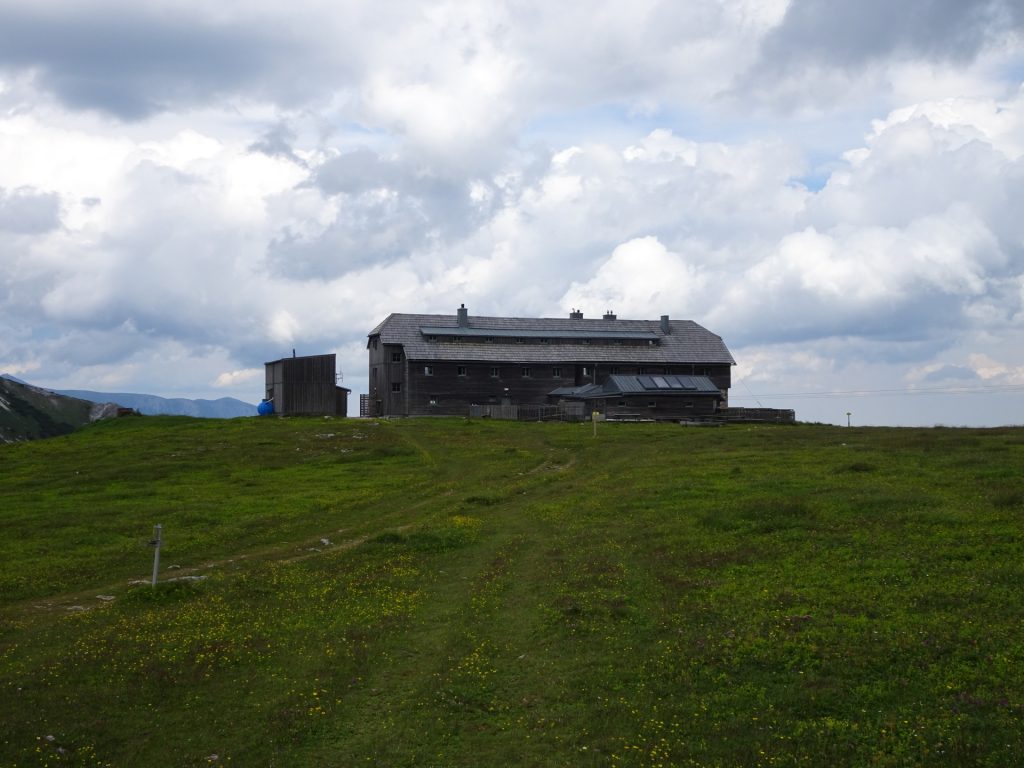 Approaching the "Karl-Ludwig Haus"