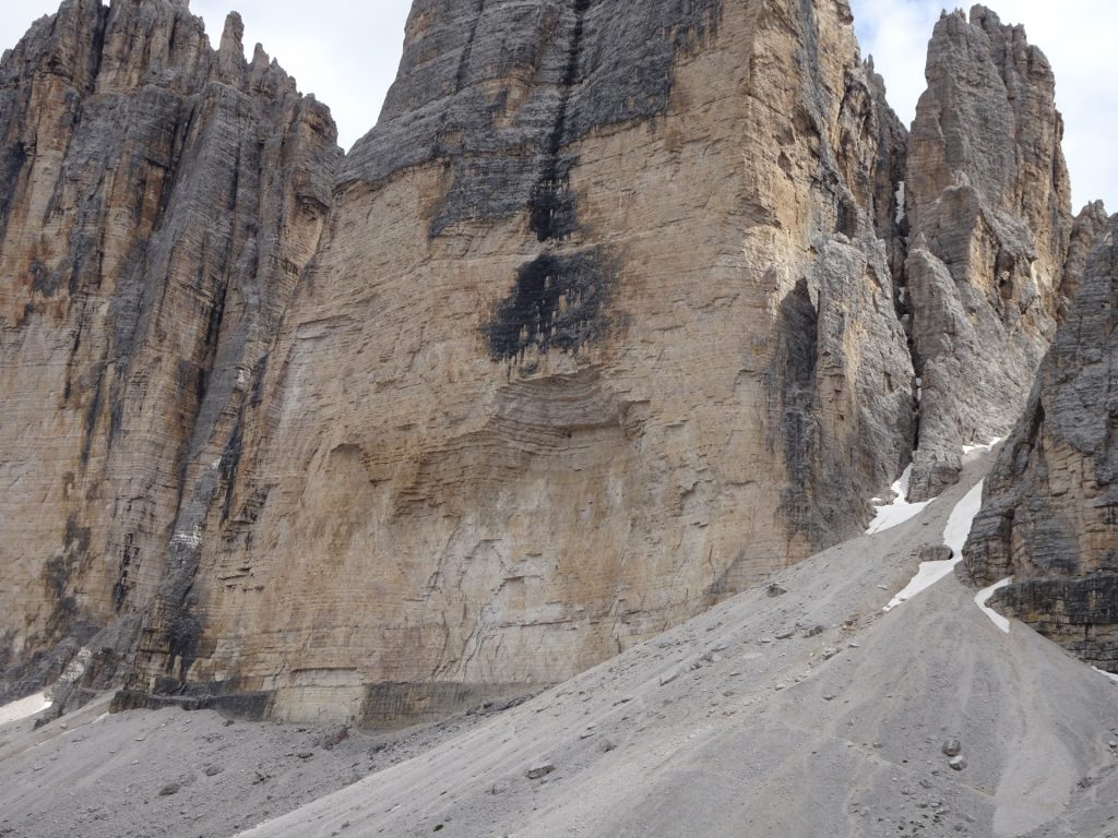 Two climbers in the wall