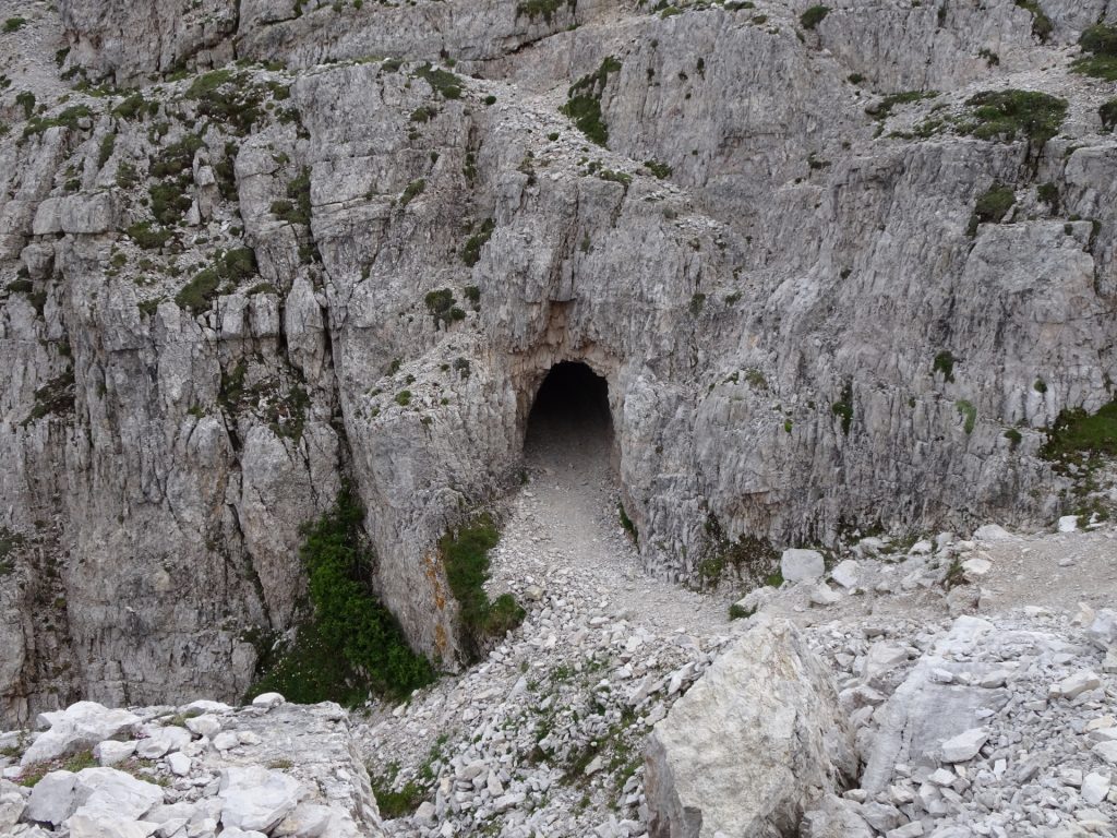 The tunnel towards the "Paternkofel" via ferrata