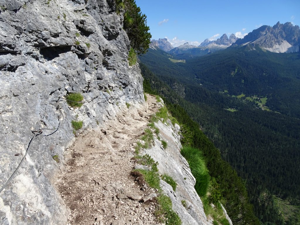 The crux: A slightly exposed traverse, well protected with fixed cables