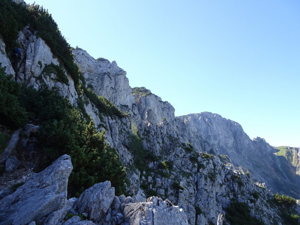 Steep climbing part (left) but amazing view