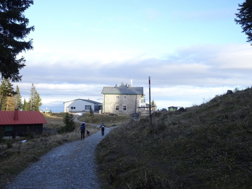 The "Berggasthof" and the mountain station of the cable car