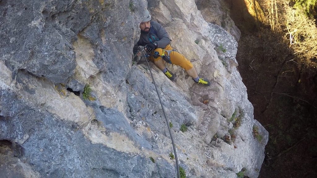 Predrag leaving the cave on the traverse to the ladder