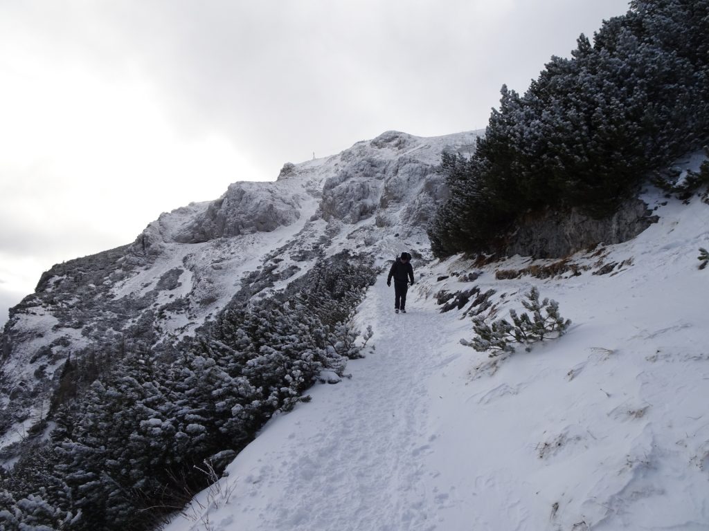 Descending via the "Schlangenweg"