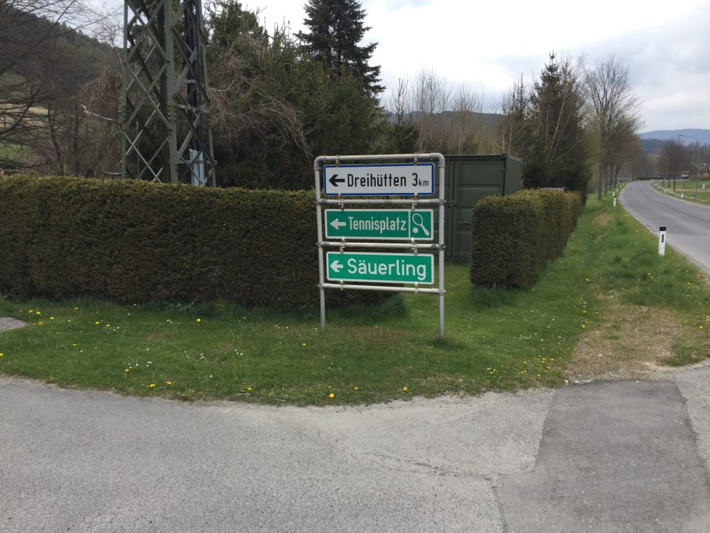 Follow the signposts towards "Säuerling" (picture taken from behind)