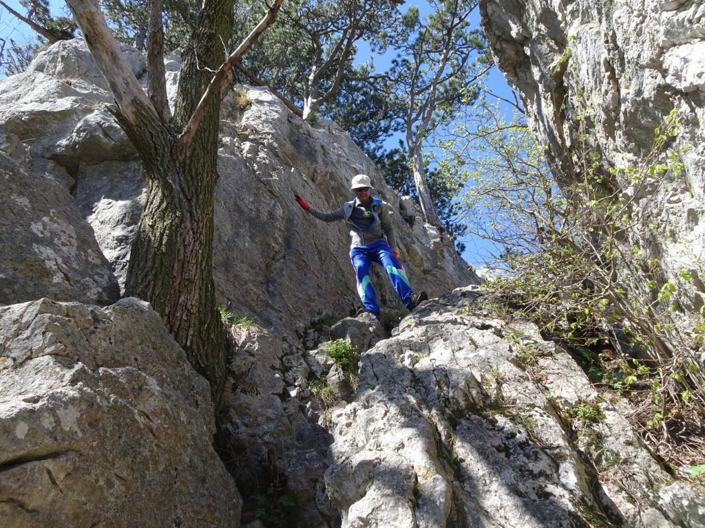 Herbert climbs down Hausstein