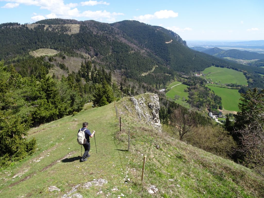 Hiking down towards "Rastkreuzsattel"