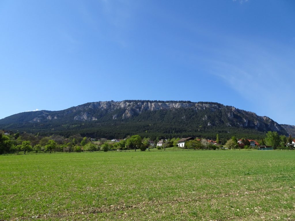The "Hohe Wand" seen from Höflein