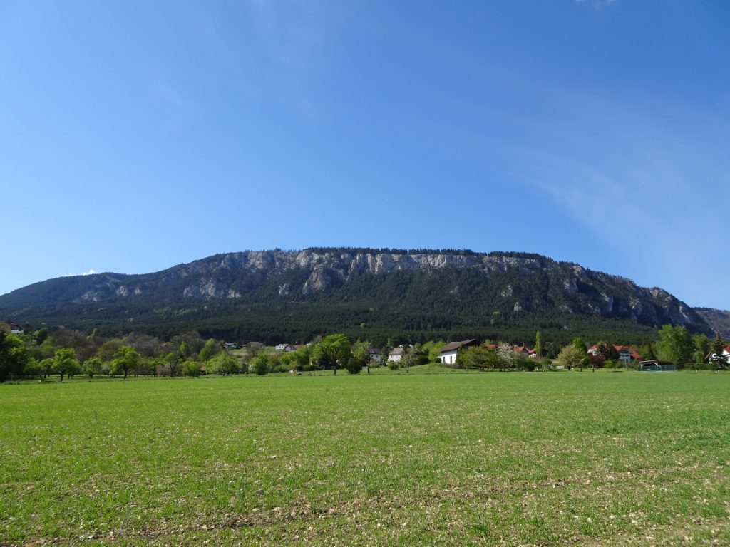The "Hohe Wand" seen from Höflein