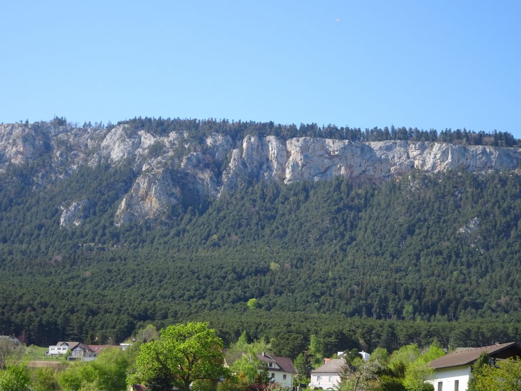 The "Hohe Wand" seen from Höflein