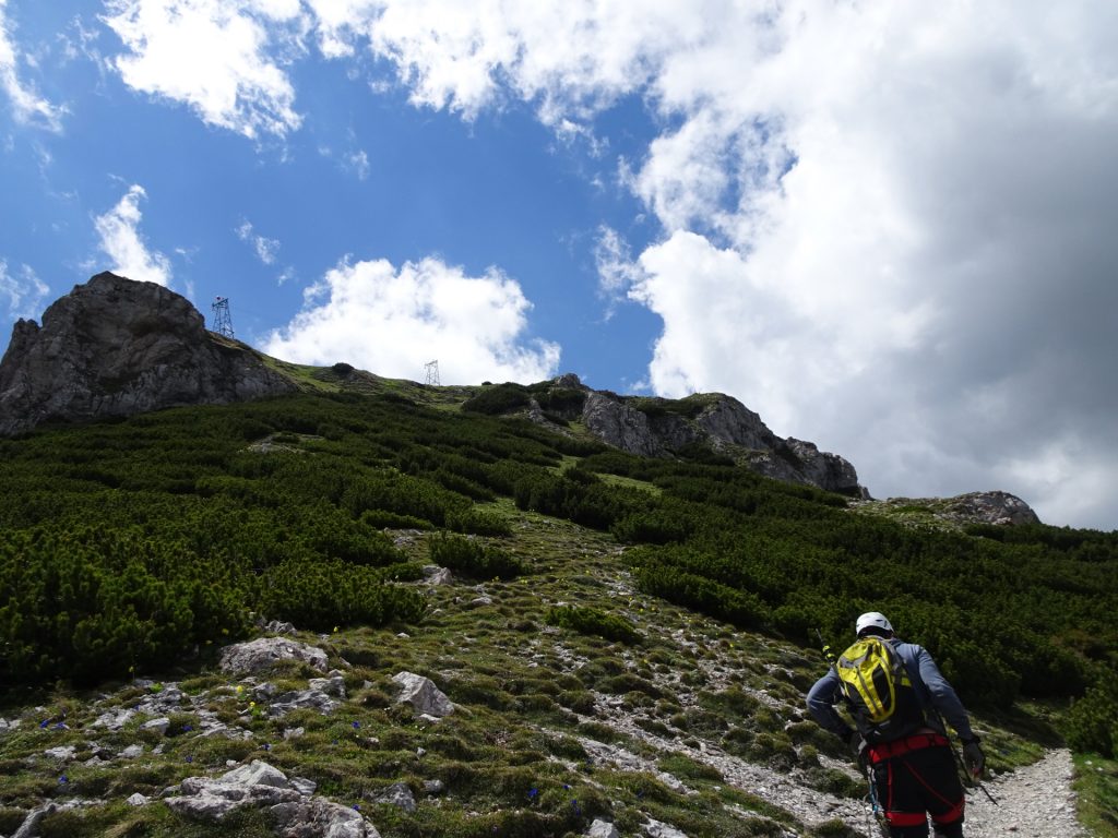 Robert hikes up towards "Karl Ludwig Haus"