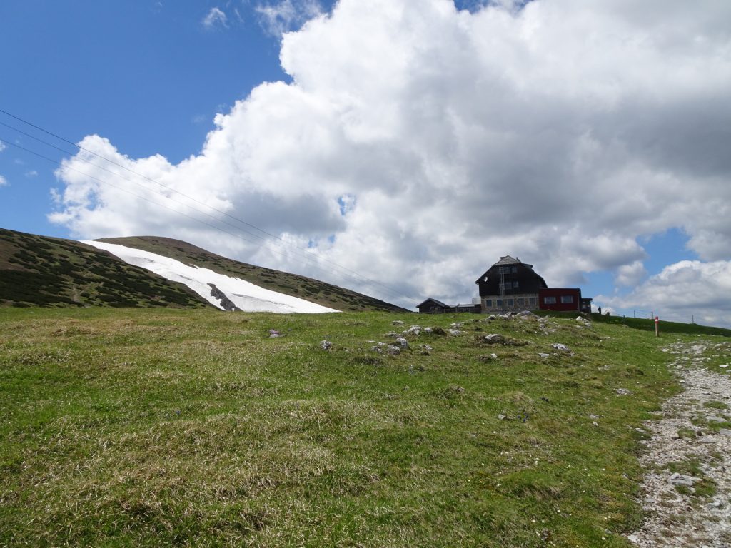 Approaching the "Karl Ludwig Haus"