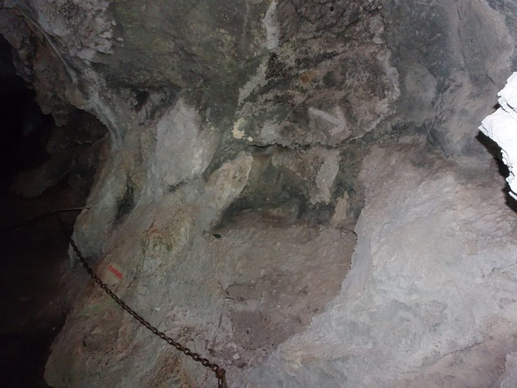 Inside the cave (follow the chain)