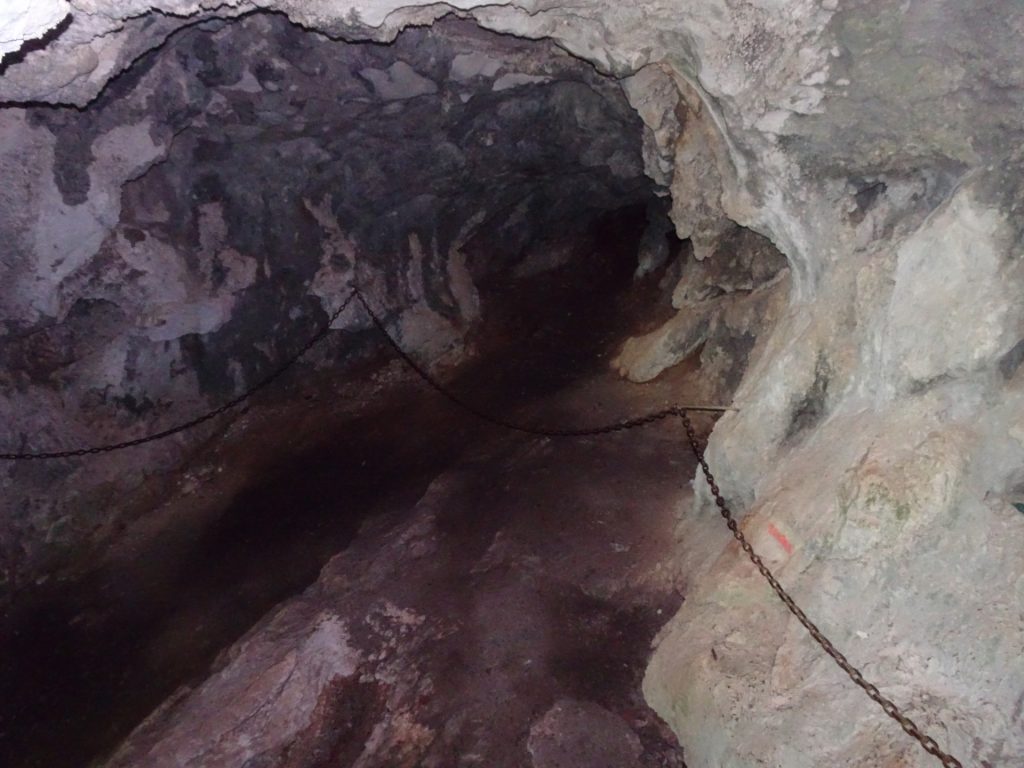 Inside the cave (follow the chain)