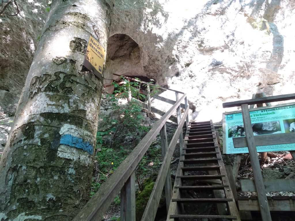 Towards the "Türkenloch" cave (end of "Rudolf-Decker-Steig")