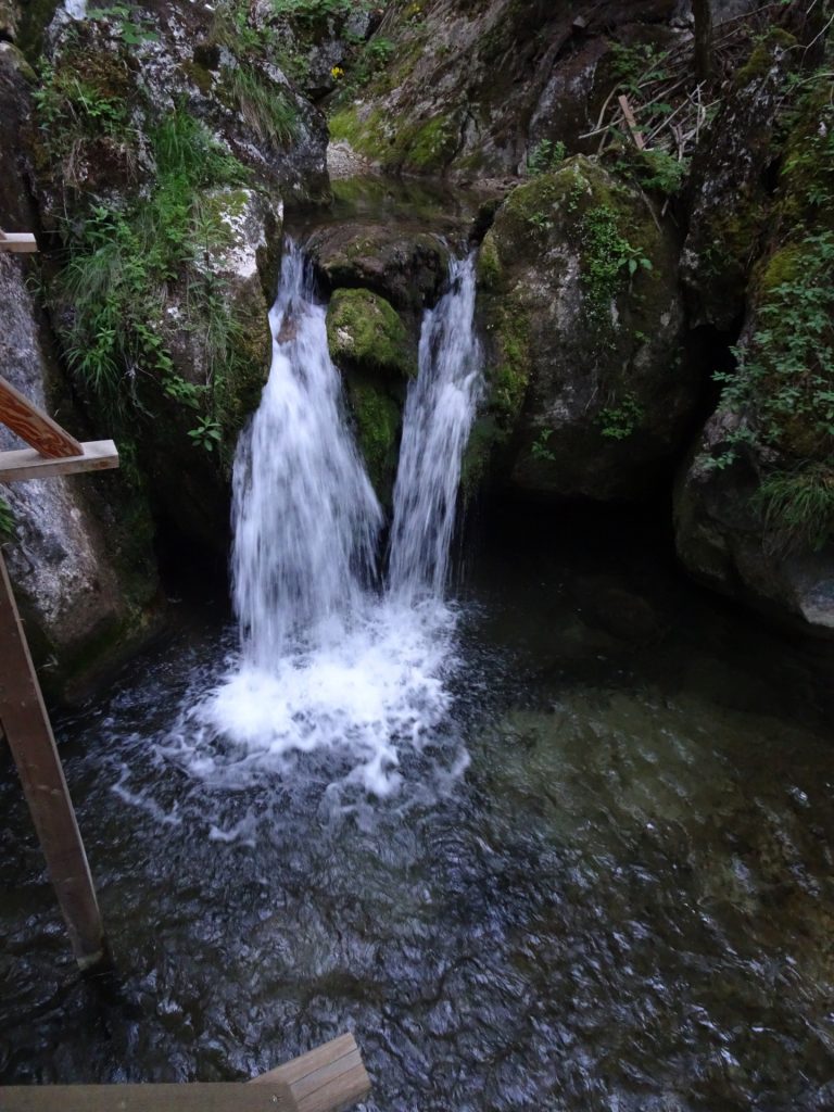 The amazing waterfalls of "Myrafälle"