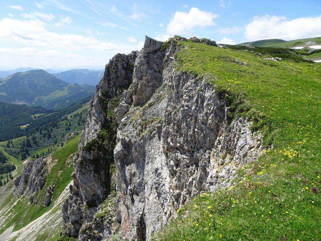 The impressive cliffs seen from the ridge