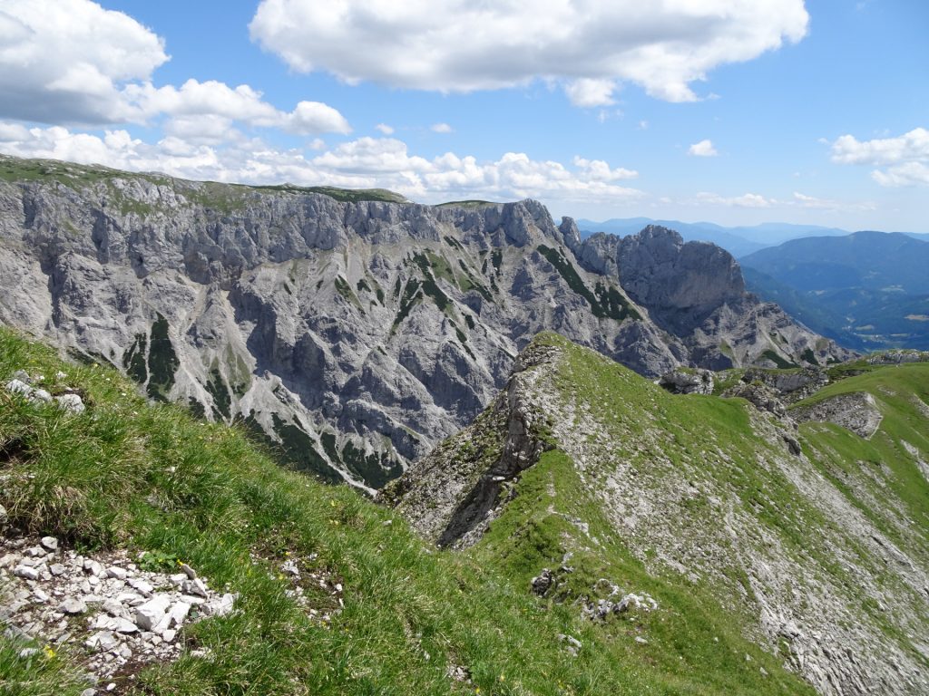 View back on the saddle from the start of the "Zagelkogel" climbing route