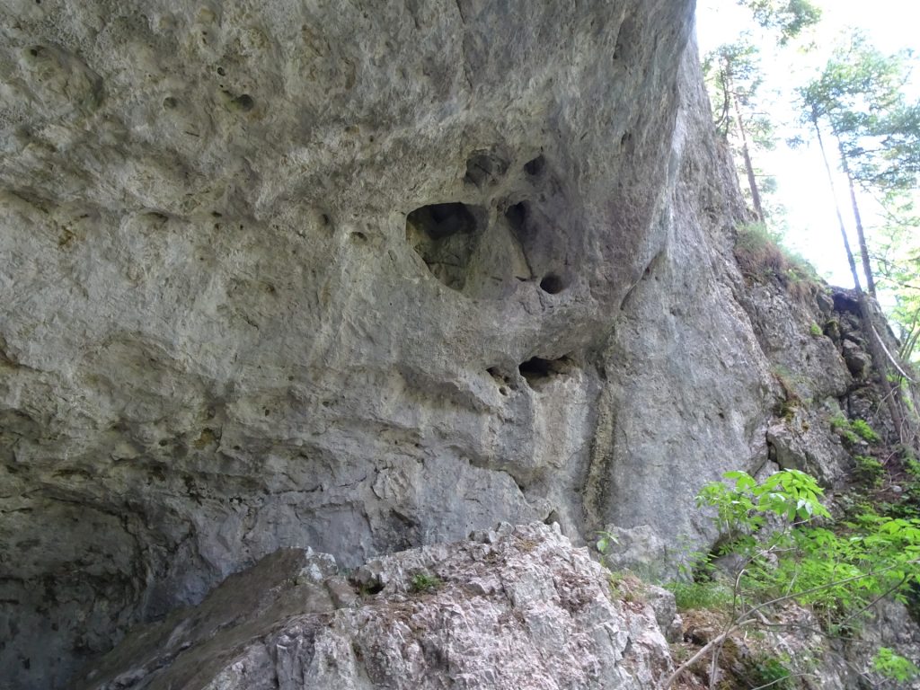 Caves at the "Teufelsbadstube"