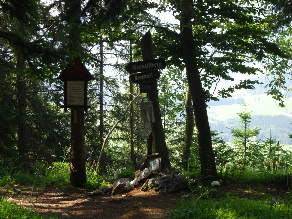 At the "Kamplriedl" (turn right towards the view point)