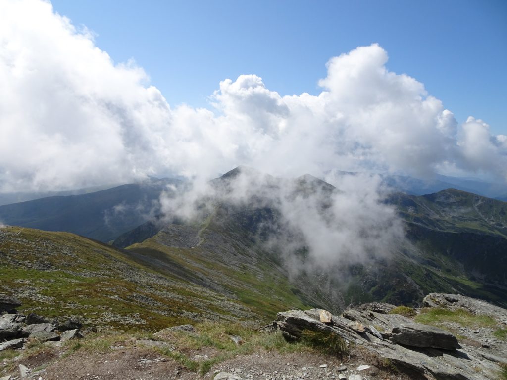 View towards "Vârful Buhăescu" from "Pietrosul Rodnei"