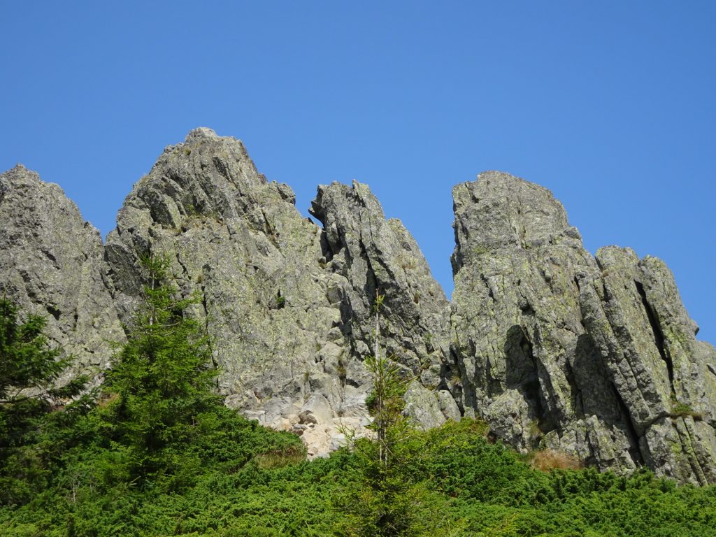 The second and third rocks are relatively easy to climb up (UIAA I+ & II)