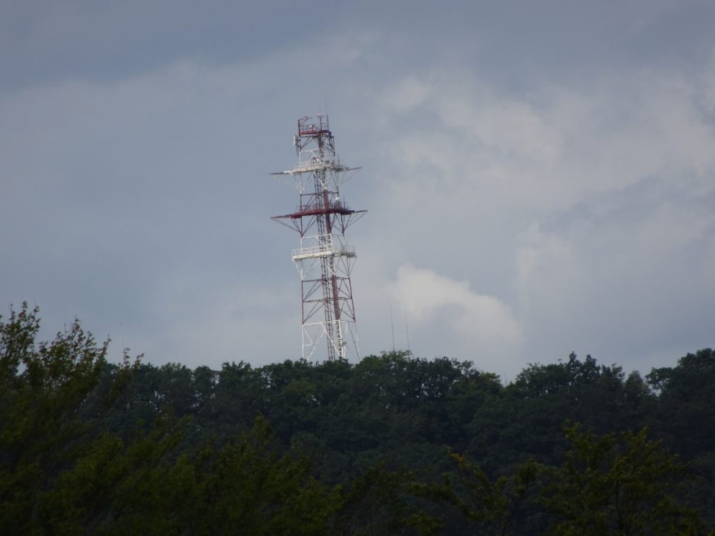Distance view to an old antenna from the trail