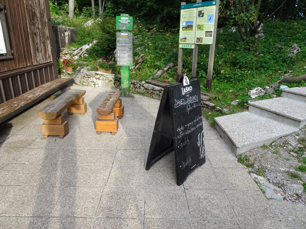 Well deserved break at "Vojkova koča"