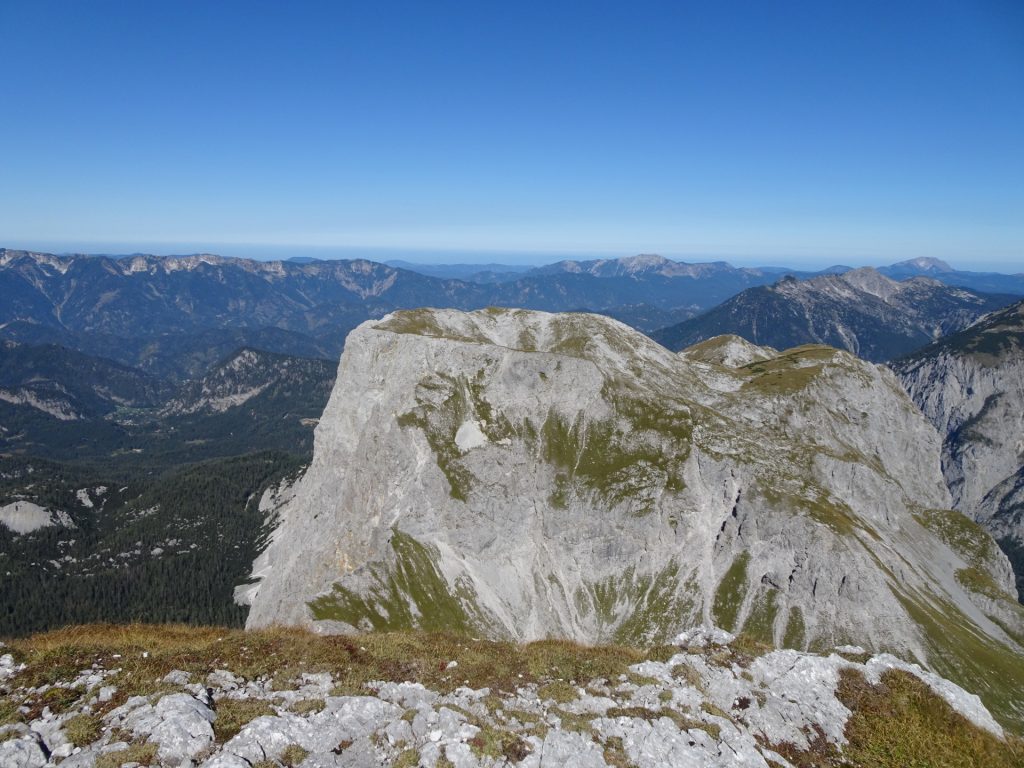 The impressive "Großer Griesstein" seen from the real summit of "Großer Ebenstein"