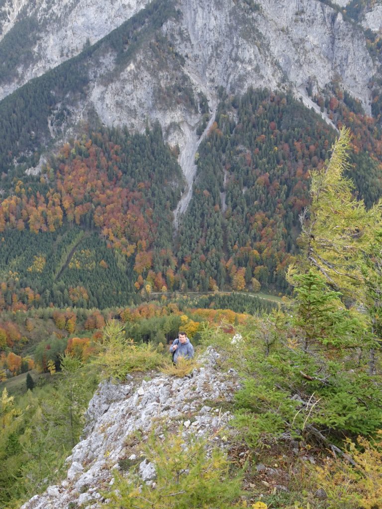 Robert climbs up "Camillo-Kronich-Steig"