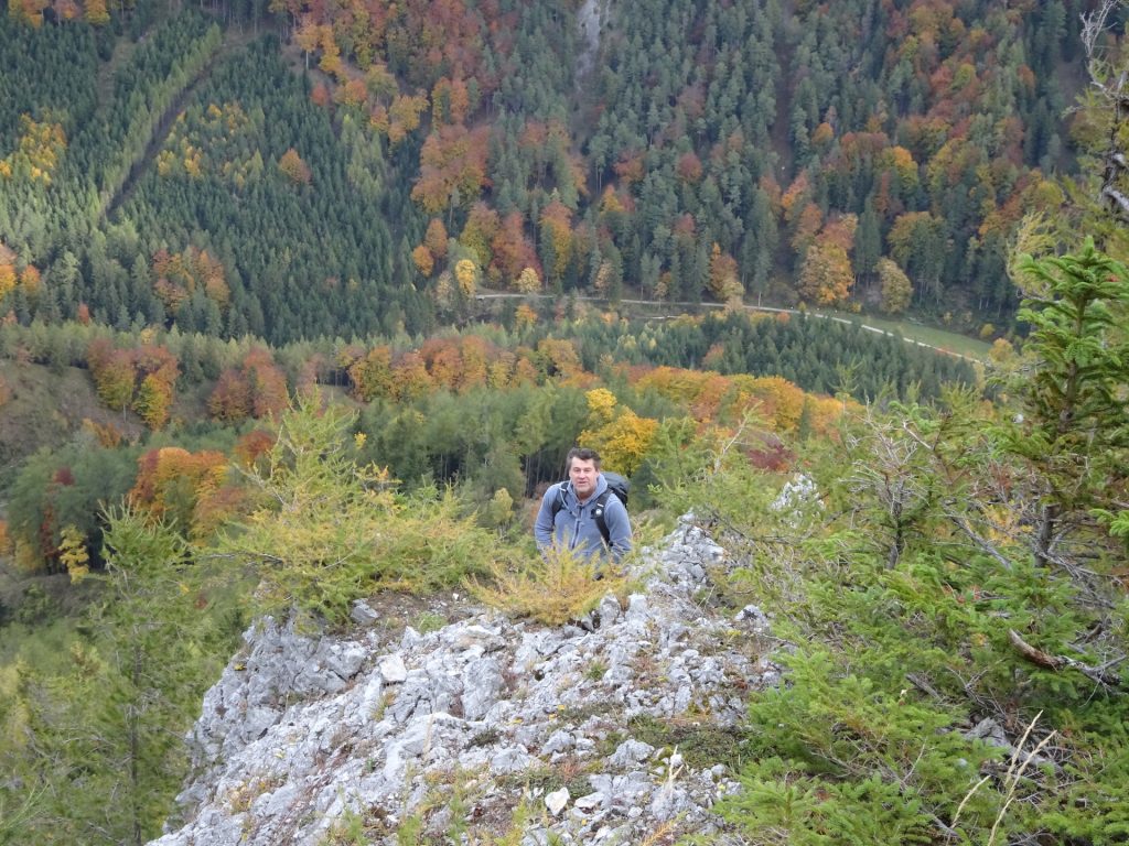 Robert climbs up "Camillo-Kronich-Steig"