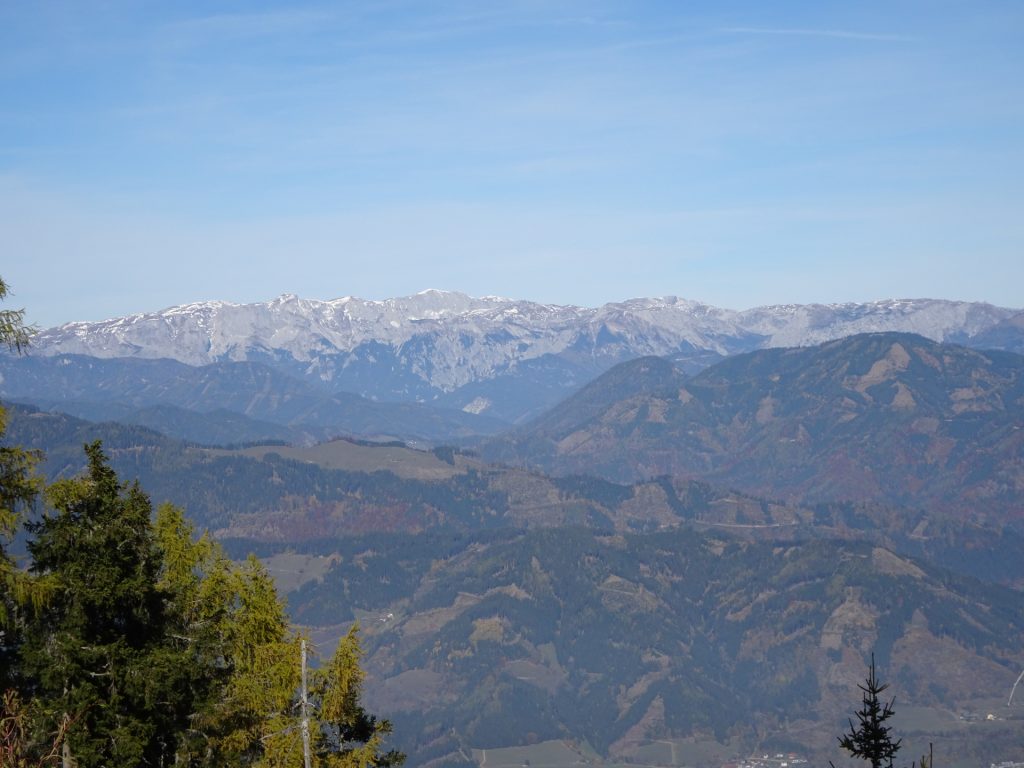 View towards the "Hochschwab" massif (without fog)