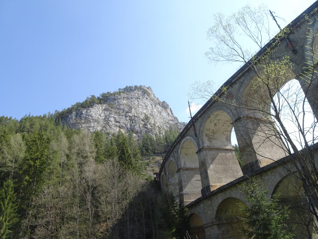 The <i>Kalte Rinne Viaduct</i> in front of <i>Polleroswand</i>