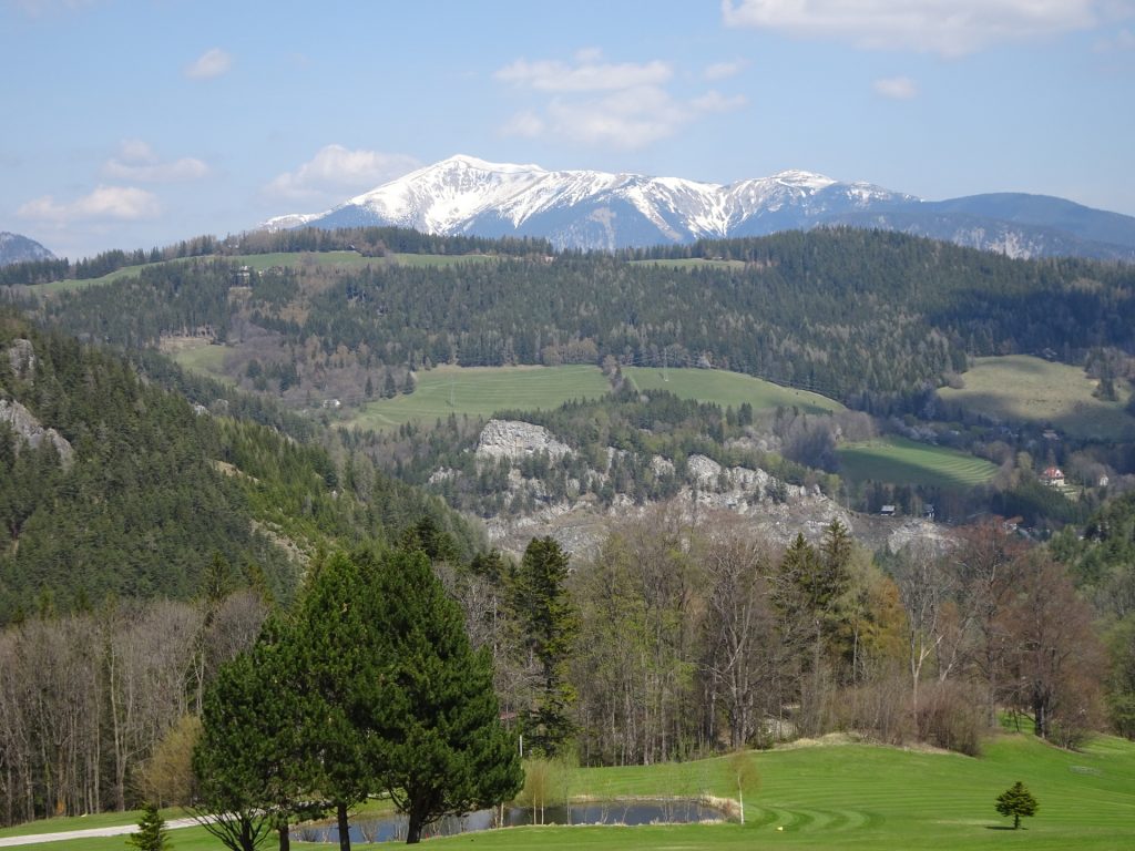 The <i>Schneeberg</i> seen from the golf court