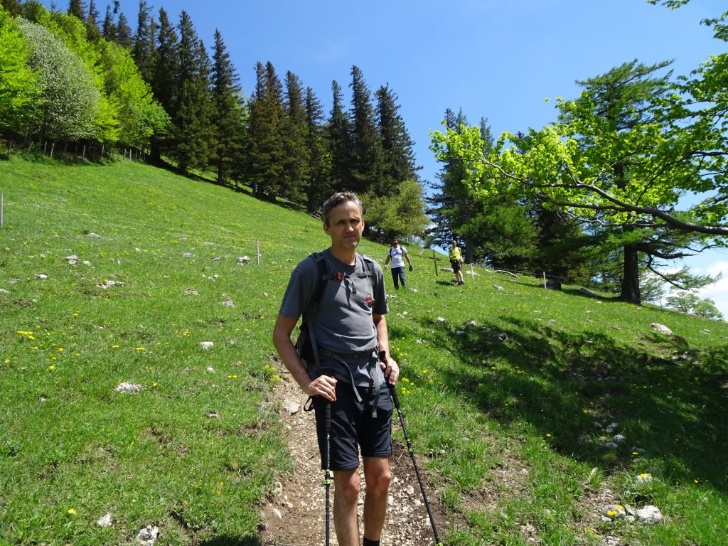 Bernhard, Amitabh and Hans are descending towards <i>Kleinzeller Hinteralm</i>