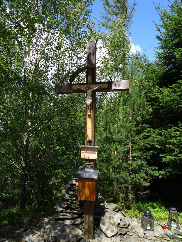The summit cross of <i>Stroß</i>