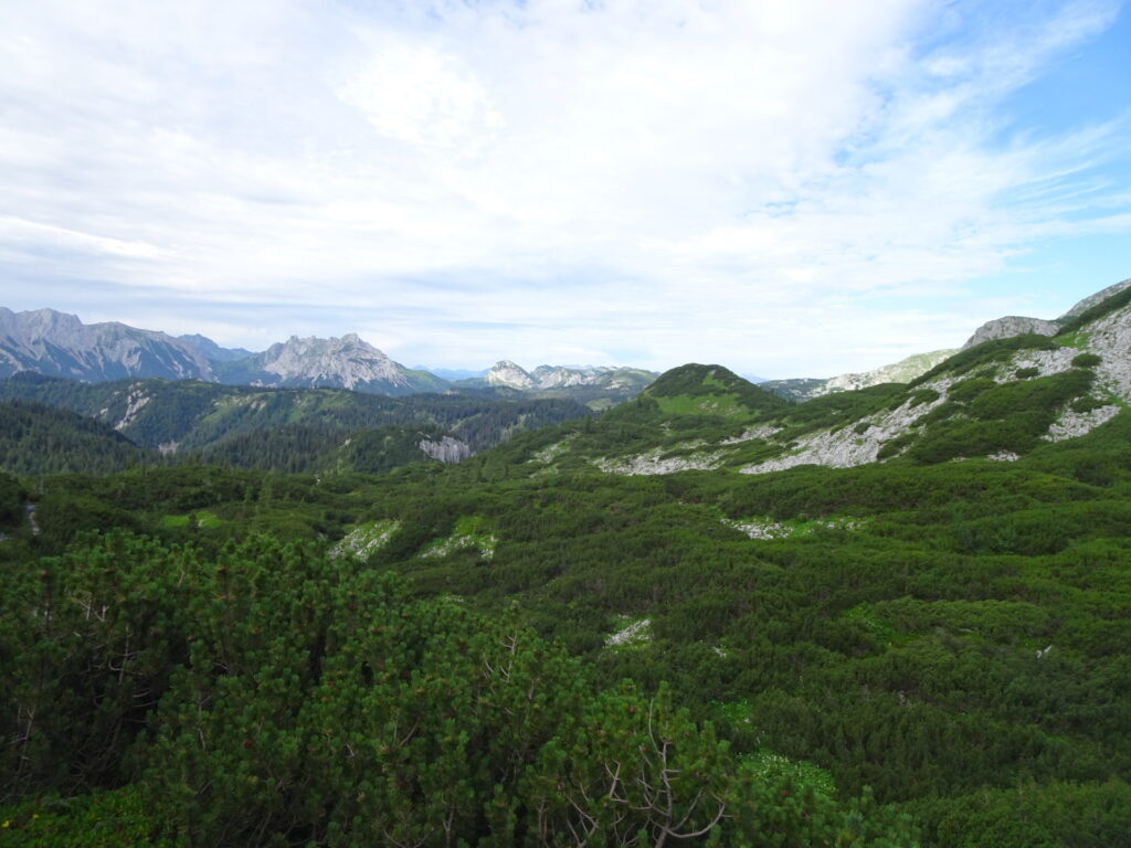 View from the trail towards <i>Hochschwab</i>