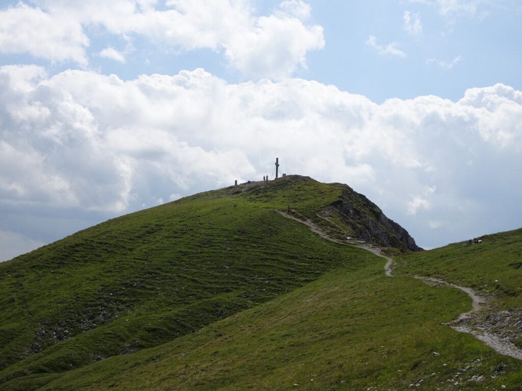 Approaching the summit of <i>Hohe Veitsch</i>