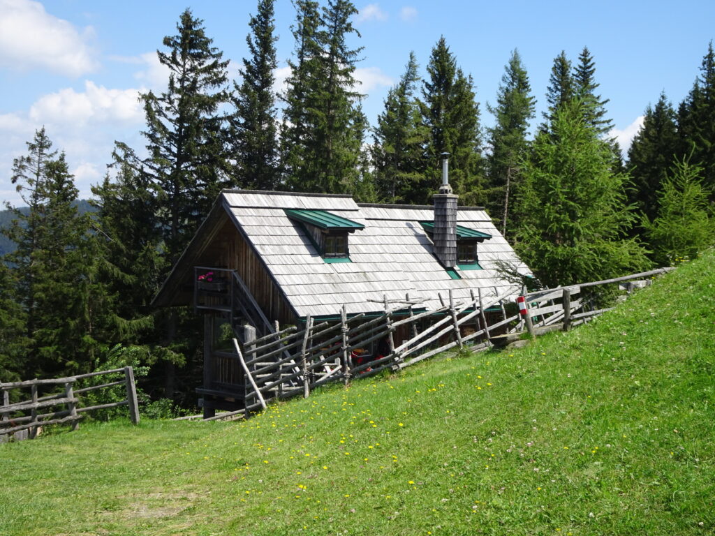 The cozy <i>Stoahandhütte</i>