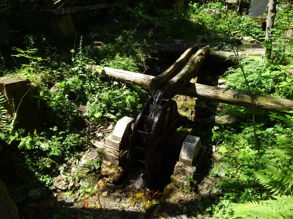 The water wheel at <i>Raaburspurng</i>