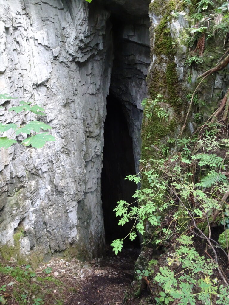 The impressive <i>Patschaloch</i> cave